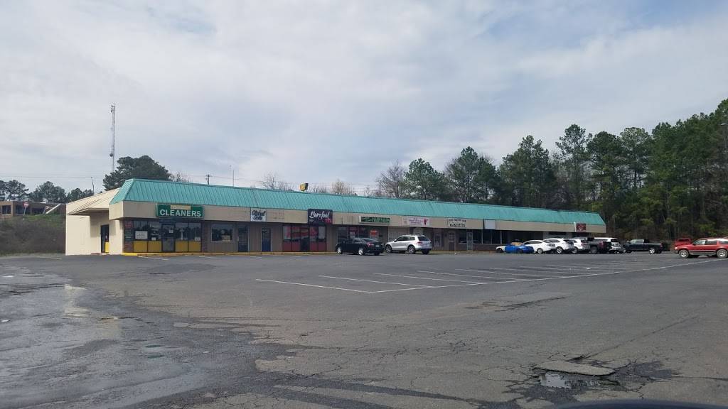 Popeyes Louisiana Kitchen | restaurant | 742 Shurling Dr, Macon, GA 31211, USA | 4787414422 OR +1 478-741-4422