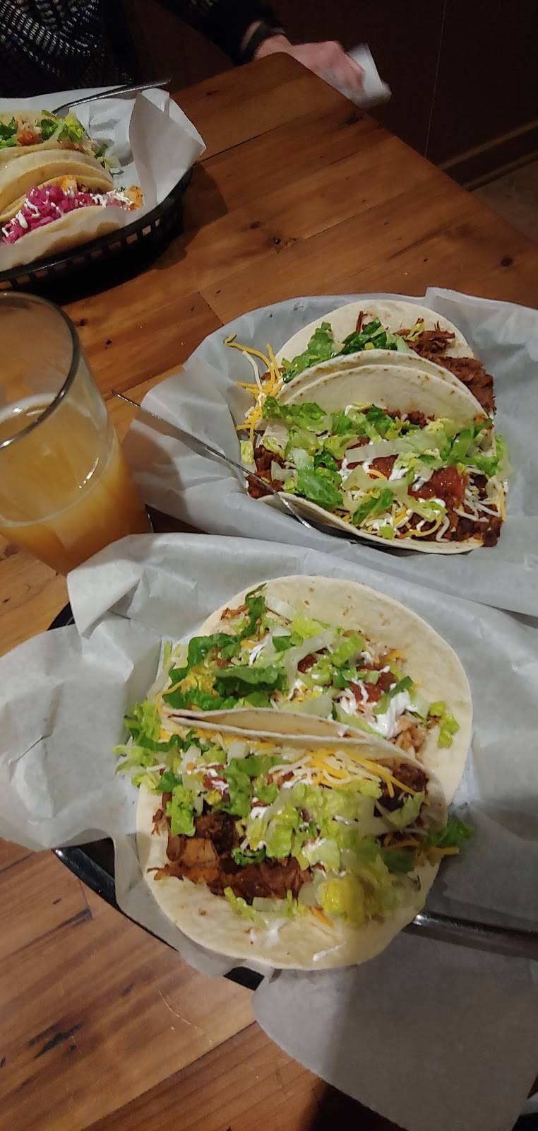 Dont Look Back - South | restaurant | 7524 Forest Hill Ave, Richmond, VA 23225, USA | 8044776702 OR +1 804-477-6702