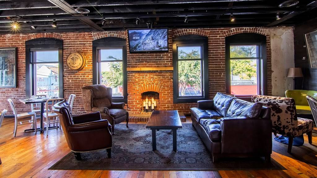 LOCAL On The Square | restaurant | 2126 Madison Ave, Memphis, TN 38104, USA | 9017251845 OR +1 901-725-1845