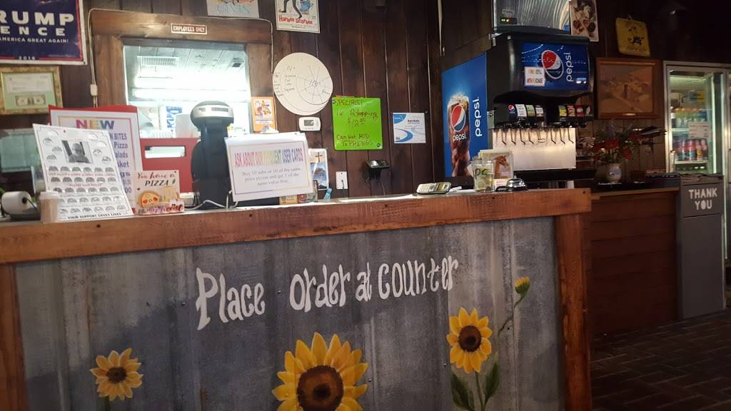 Amys Pizza | restaurant | 140 E Country Ln, Shipshewana, IN 46565, USA | 2607687323 OR +1 260-768-7323