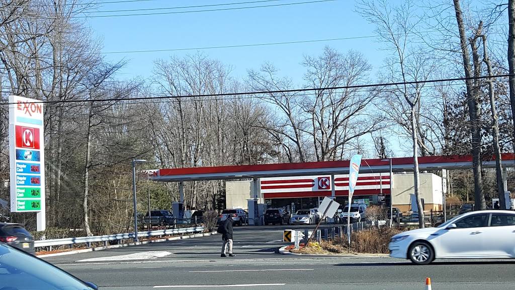 Exxon | restaurant | 70 U.S. 9, Morganville, NJ 07751, USA | 7329721083 OR +1 732-972-1083