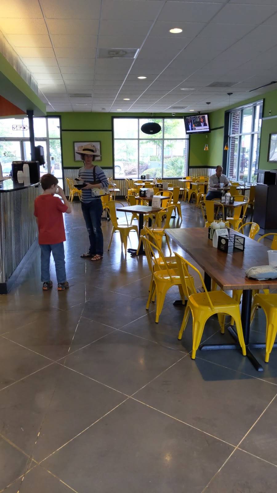 Tropical Grille Charleston | restaurant | 3032 W Montague Ave Ste. 201, North Charleston, SC 29418, USA | 8434147674 OR +1 843-414-7674