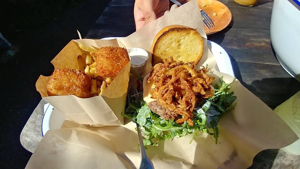 The Barn | restaurant | 3068 Cabrillo Hwy, Half Moon Bay, CA 94019, USA | 6505608363 OR +1 650-560-8363