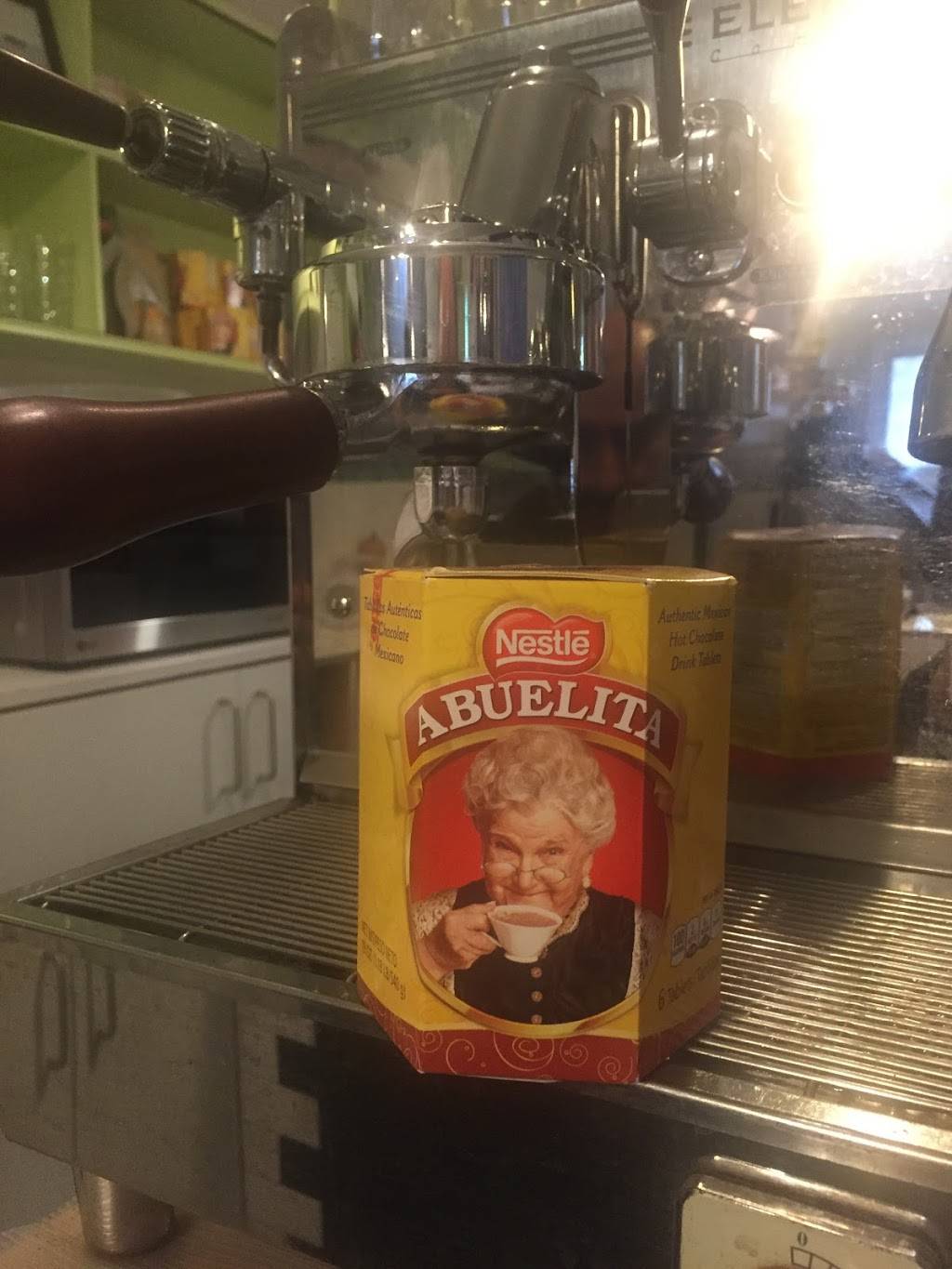 Brun&Fer Coffee | cafe | 559 Parliament St, Toronto, ON M4X 1P7, Canada | 6478047653 OR +1 647-804-7653