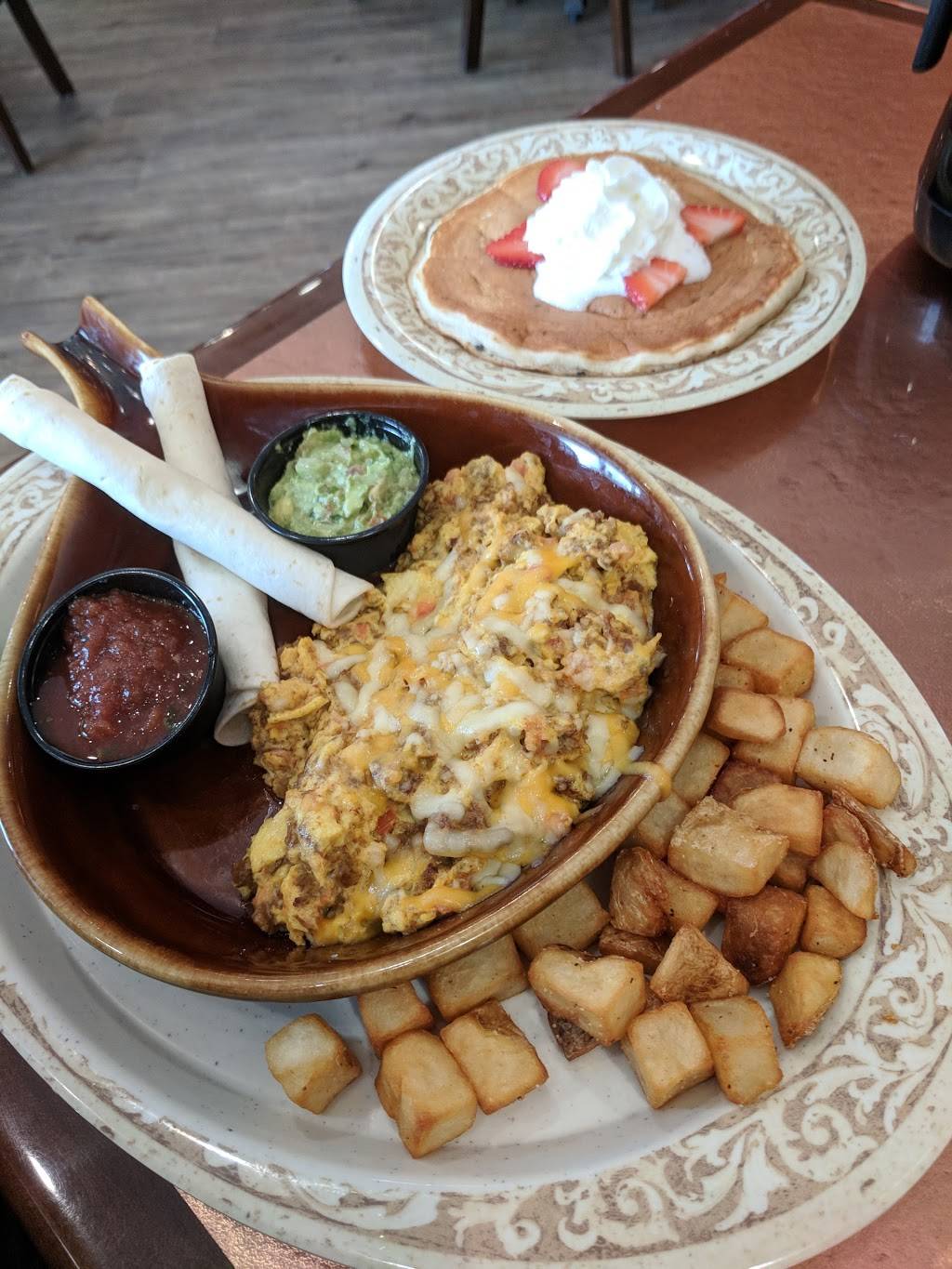 Another Broken Egg Cafe | cafe | Central Parc at Heathrow, 920 International Pkwy, Lake Mary, FL 32746, USA | 3213630548 OR +1 321-363-0548