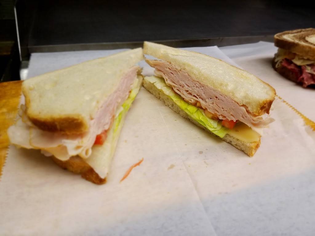 Westwood Saloon | restaurant | 2103 Baltimore St, Defiance, OH 43512, USA | 4197844645 OR +1 419-784-4645