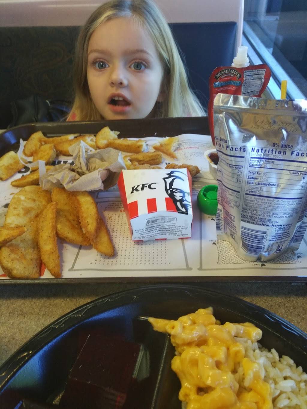 KFC | restaurant | 12250 S Cleveland Ave, Fort Myers, FL 33907, USA | 2399361020 OR +1 239-936-1020