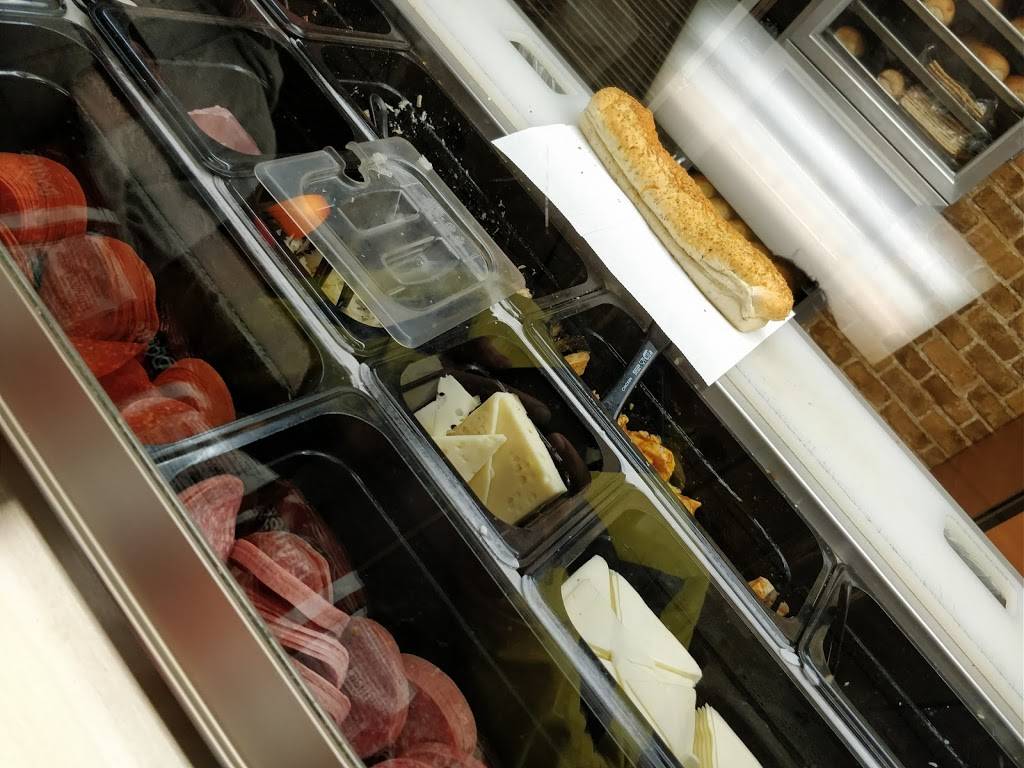 Subway | restaurant | 20765 Gibraltar Rd, Brownstown Charter Twp, MI 48183, USA | 7346711063 OR +1 734-671-1063