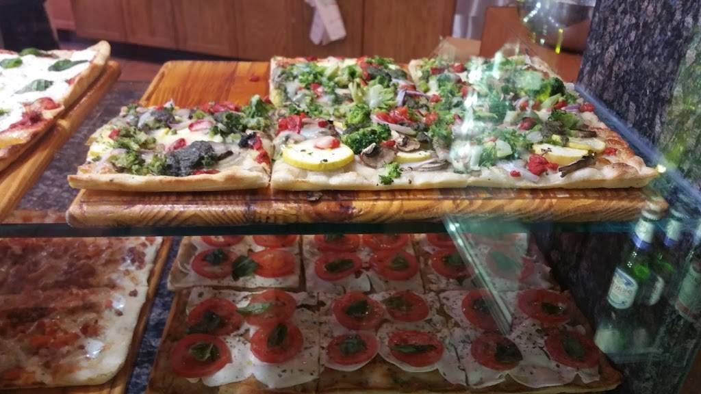 Giacomos | restaurant | 1 Spackenkill Rd, Poughkeepsie, NY 12603, USA | 8454625555 OR +1 845-462-5555