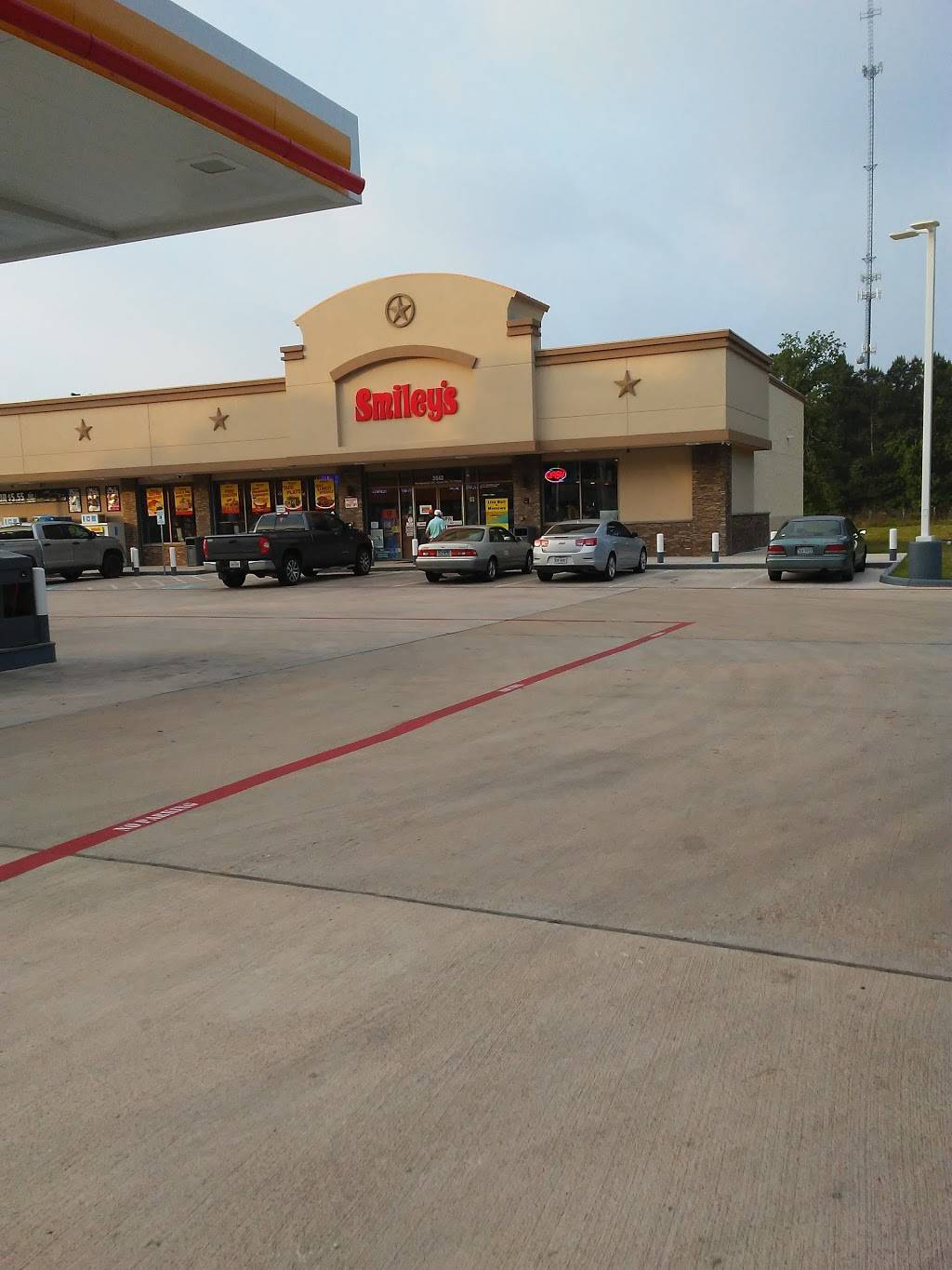 Smileys Express | meal takeaway | 3612 Montgomery Rd, Huntsville, TX 77340, USA | 9364351303 OR +1 936-435-1303