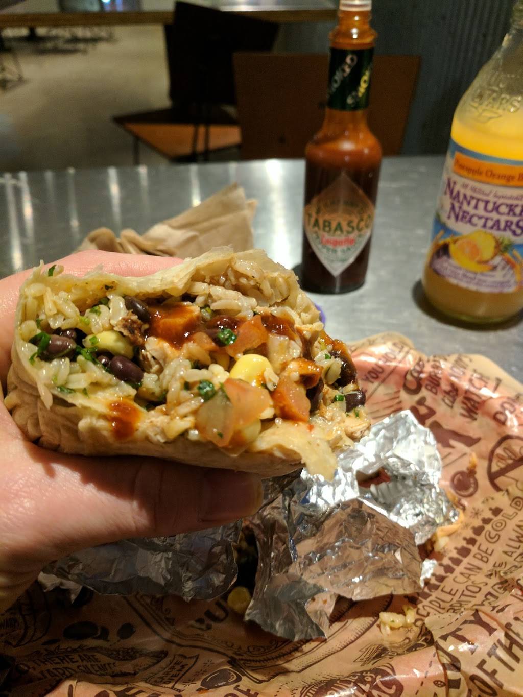 Chipotle Mexican Grill | restaurant | 935 Broadbeck Dr Ste C, Thousand Oaks, CA 91320, USA | 8054993561 OR +1 805-499-3561