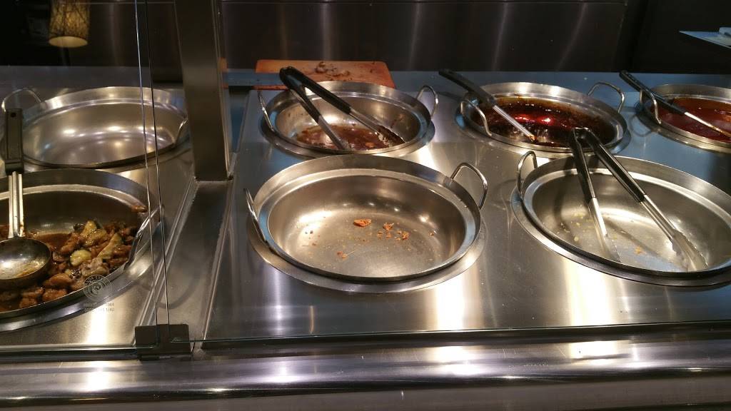 Panda Express | meal takeaway | 264 Danada Square W, Wheaton, IL 60187, USA | 6306653345 OR +1 630-665-3345