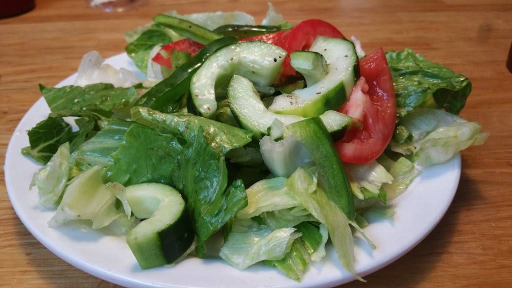 Mias Pizza & Eats | restaurant | 911 Market Pl Blvd # L, Cumming, GA 30041, USA | 7708878874 OR +1 770-887-8874