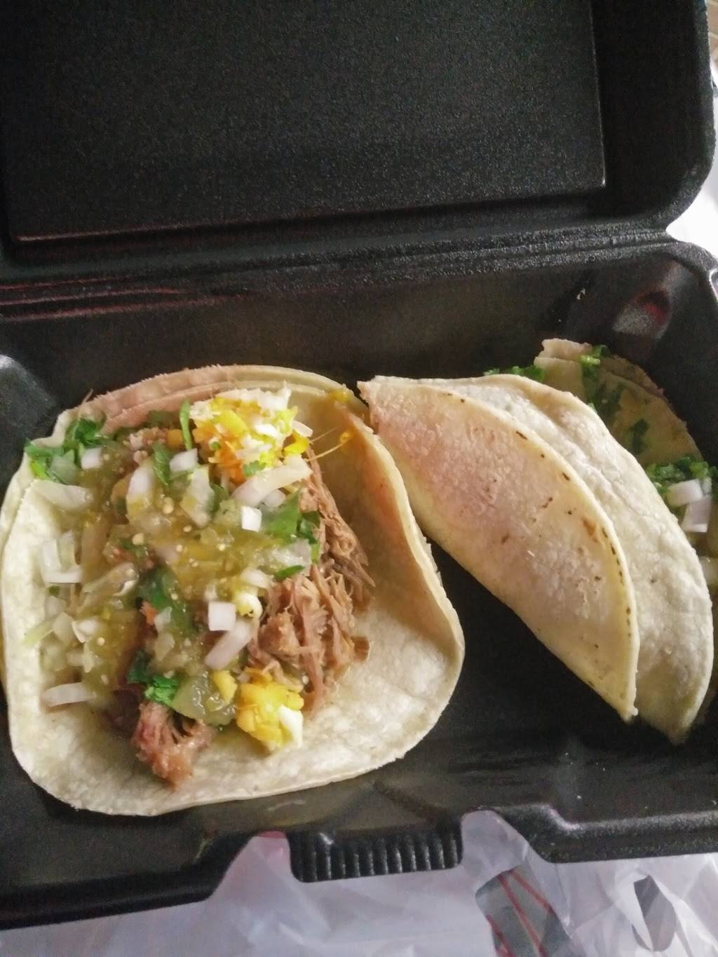 Los Primos Cantina | restaurant | 488 E 17th St, Costa Mesa, CA 92627, USA | 9496501486 OR +1 949-650-1486