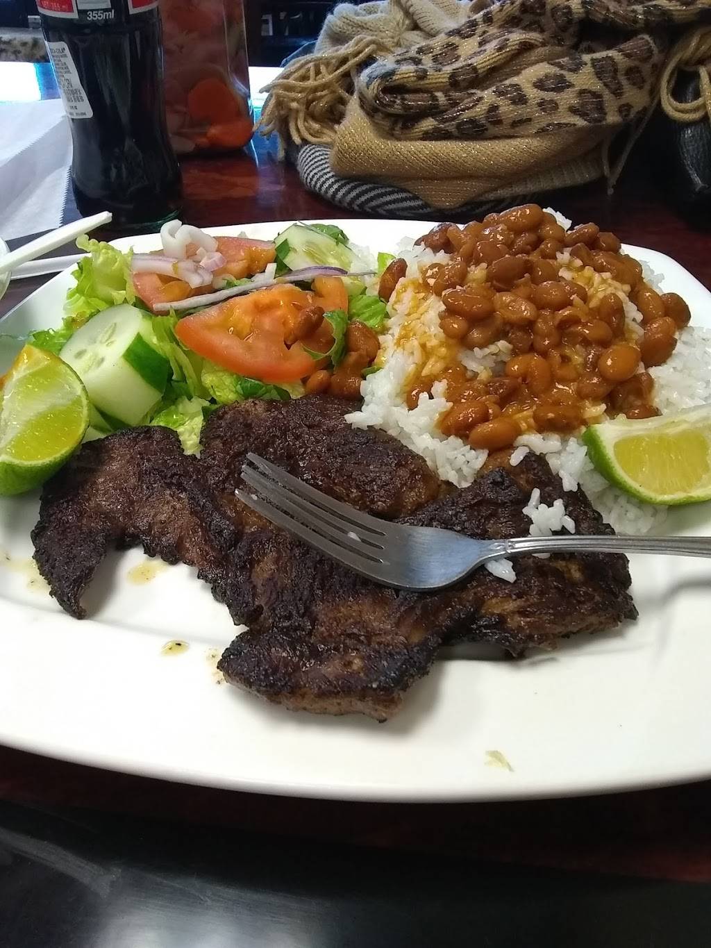 Adriana Restaurant | restaurant | 597 Broadway, Newark, NJ 07104, USA | 9733509700 OR +1 973-350-9700