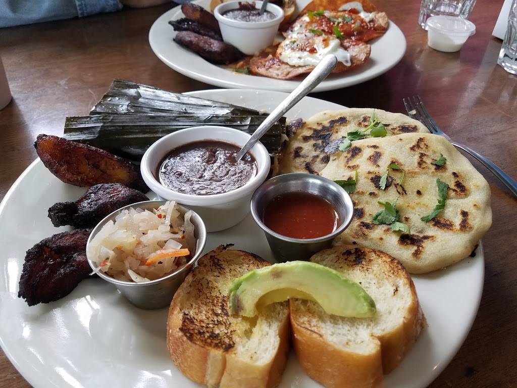 La Macarena Pupuseria & Latin Cafe | restaurant | 8120 Hampson St, New Orleans, LA 70118, USA | 5048625252 OR +1 504-862-5252