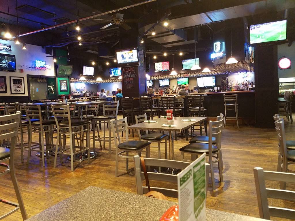 The Greene Turtle Sports Bar & Grille | restaurant | 408 York Rd, Towson, MD 21204, USA | 4108253980 OR +1 410-825-3980