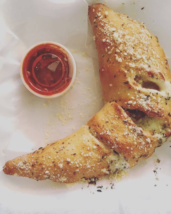 Ricos Pizza Too | restaurant | 817 Broad St, Elizabethton, TN 37643, USA | 4235431395 OR +1 423-543-1395