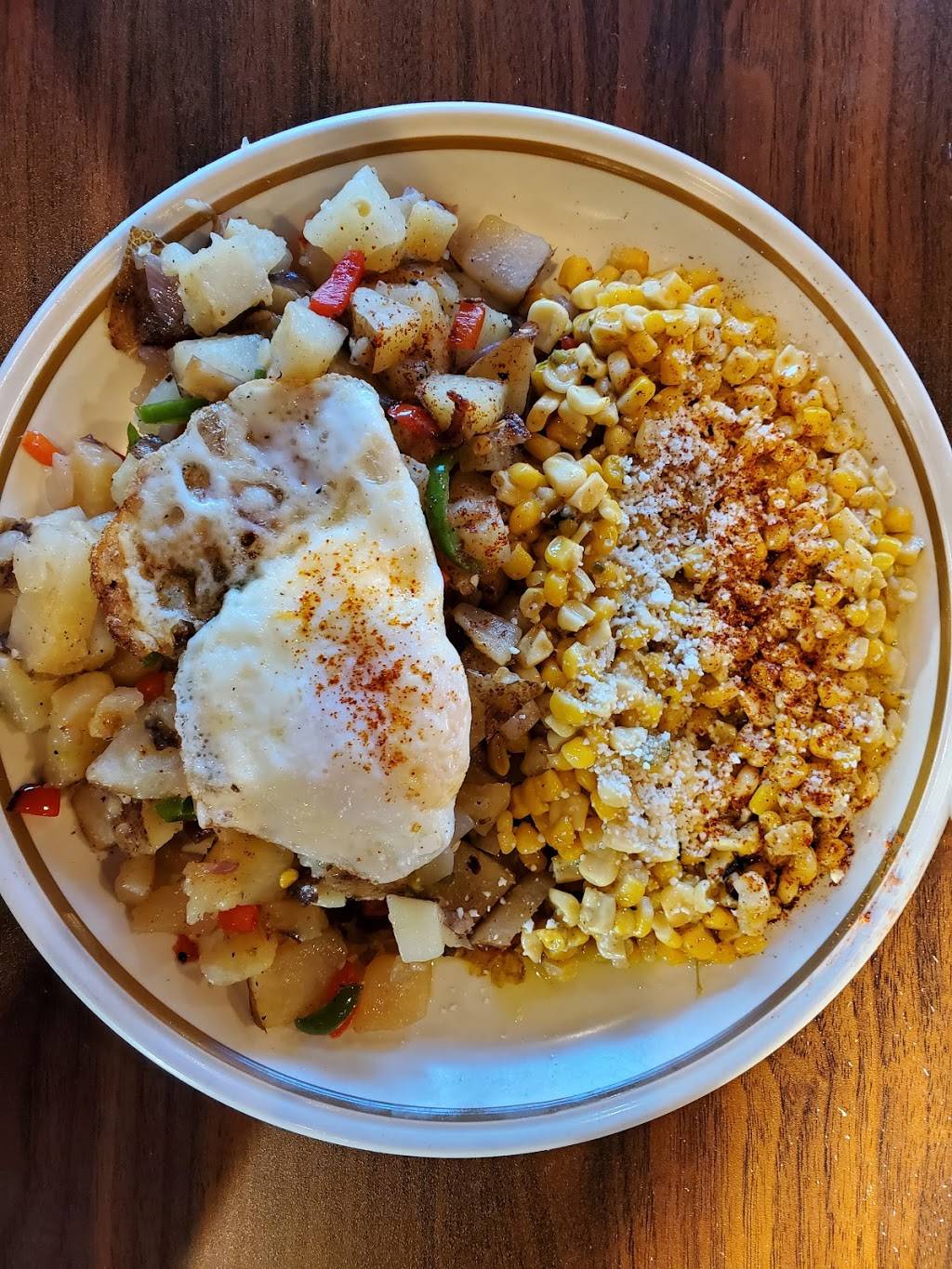 The Down TownR Saloon | restaurant | 707 56th St, Kenosha, WI 53140, USA | 2627647013 OR +1 262-764-7013