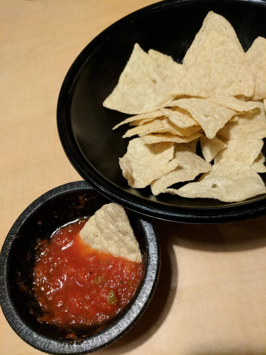 Manuels El Burrito Restaurant & Cantina | restaurant | 1145 State St, Clearfield, UT 84015, USA | 8018961166 OR +1 801-896-1166