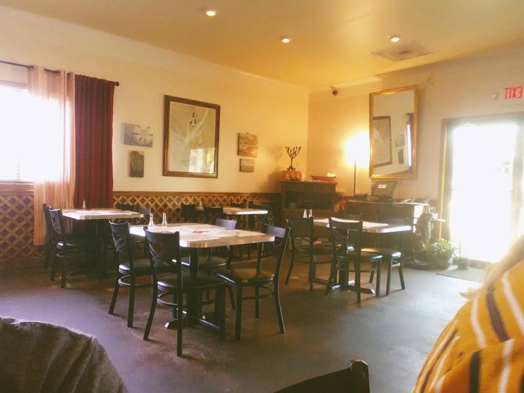 Bella Luna | cafe | 859 Sea Island Pkwy, St Helena Island, SC 29920, USA | 8438383188 OR +1 843-838-3188