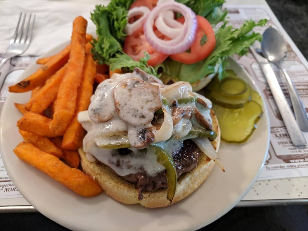 Munroes Family Restaurant | restaurant | 633 US-3, Twin Mountain, NH 03595, USA | 6038465542 OR +1 603-846-5542