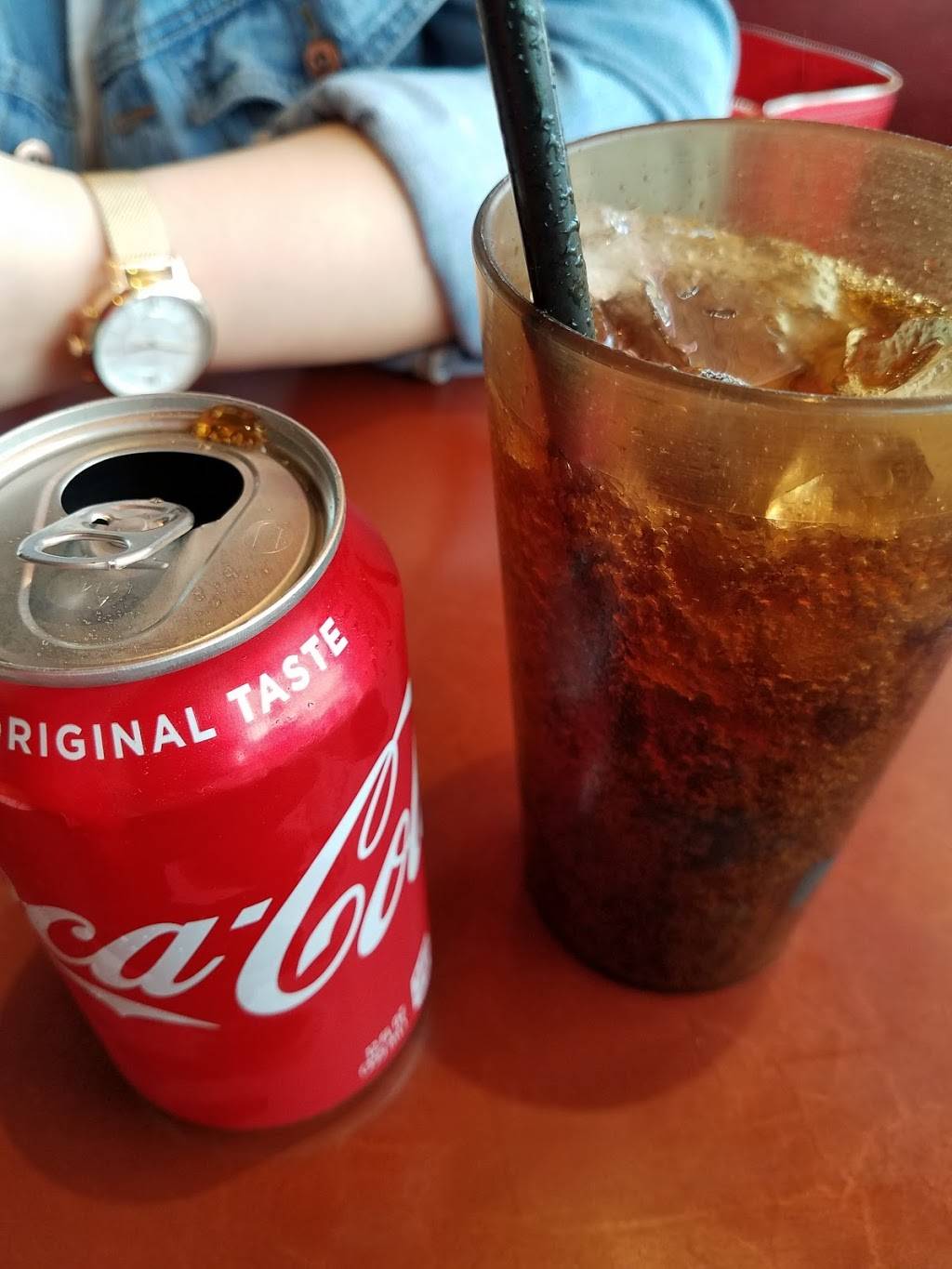 Irenes Pupusas | restaurant | 12391 Georgia Ave, Glenmont, MD 20906, USA | 3019333939 OR +1 301-933-3939