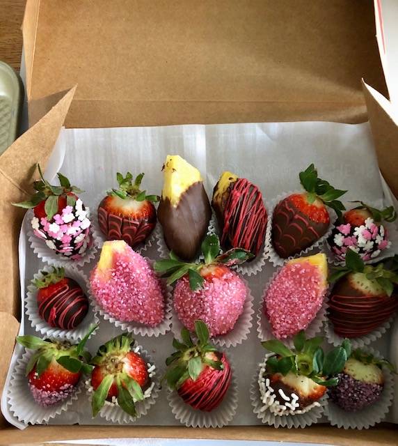 Katie & Ollies Edible Art, LLC | bakery | 16420 Court St, Amelia Court House, VA 23002, USA | 8044648005 OR +1 804-464-8005