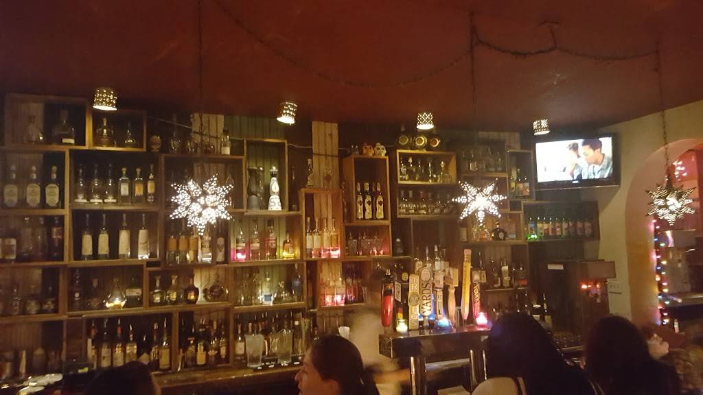 Cantina Dos Segundos | restaurant | 931 N 2nd St, Philadelphia, PA 19123, USA | 2156290500 OR +1 215-629-0500