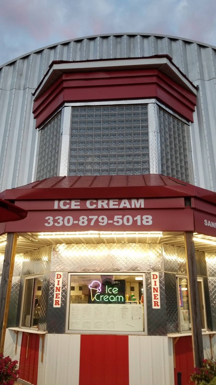 Kremeland | restaurant | 514 N Main St, Navarre, OH 44662, USA | 3308795018 OR +1 330-879-5018