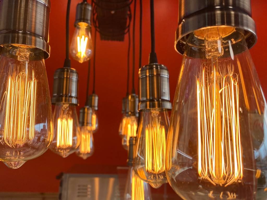 Upper Crust | meal takeaway | 835 W Market St, Akron, OH 44303, USA | 3305103030 OR +1 330-510-3030