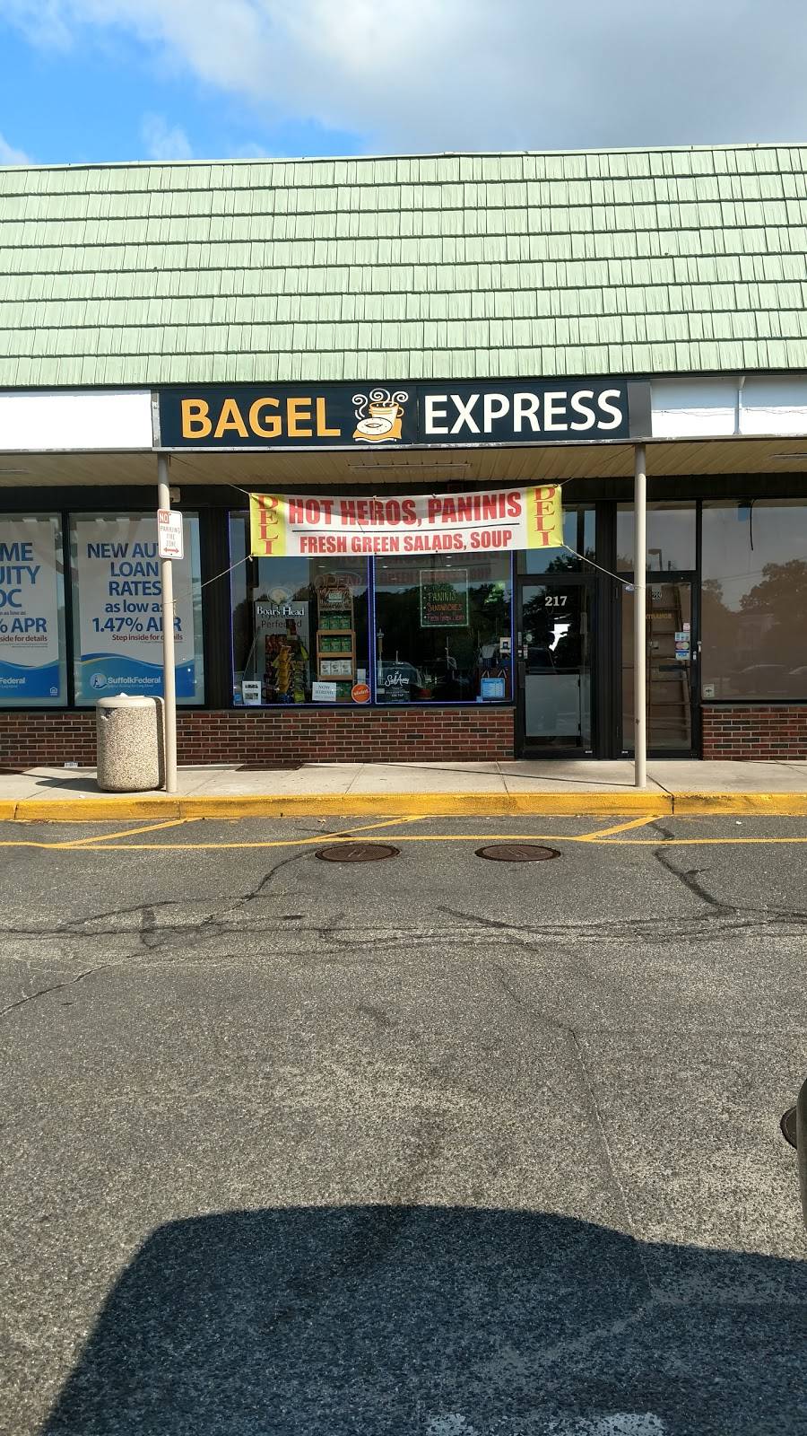 Bagel Express of Sayville | bakery | 217 N Main St, Sayville, NY 11782, USA | 6313191540 OR +1 631-319-1540