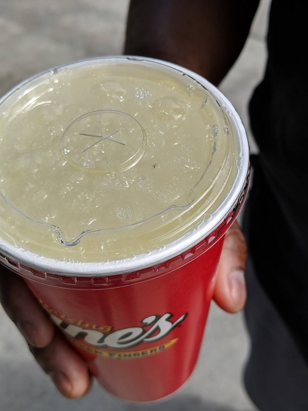 Raising Canes Chicken Fingers | meal takeaway | 1335 S Union St, Opelousas, LA 70570, USA | 3379480866 OR +1 337-948-0866