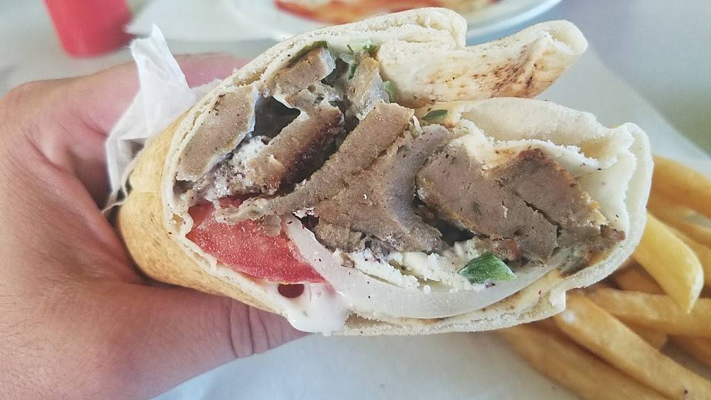 Chicago Style Gyro | restaurant | 539 Leonard St NW, Grand Rapids, MI 49504, USA | 6164510021 OR +1 616-451-0021