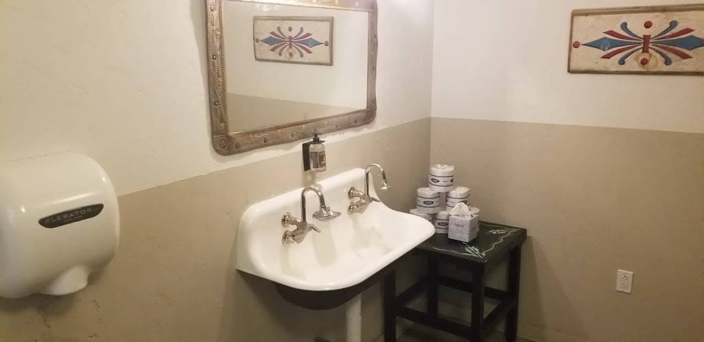 Los Poblanos Historic Inn and Organic Farm | restaurant | 4803 Rio Grande Blvd NW, Los Ranchos De Albuquerque, NM 87107, USA | 5053449297 OR +1 505-344-9297