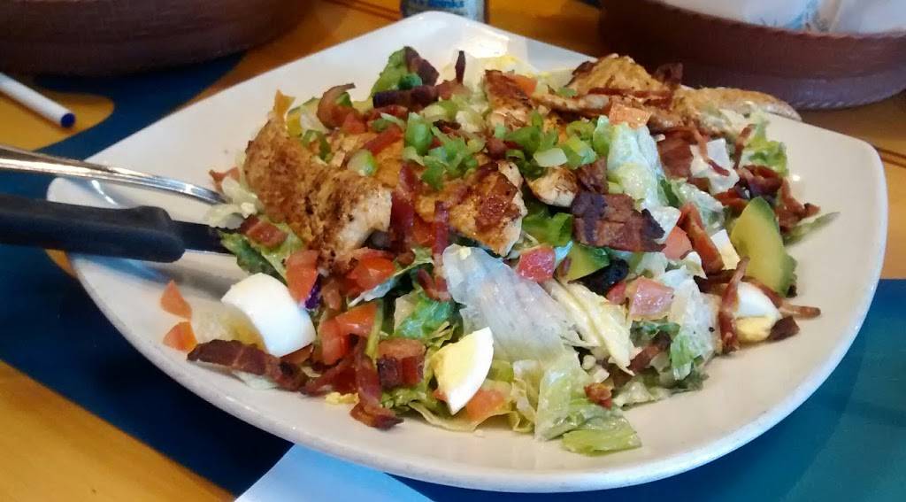 Islands Restaurant Burbank | restaurant | 101 E Orange Grove Ave, Burbank, CA 91502, USA | 8185667744 OR +1 818-566-7744