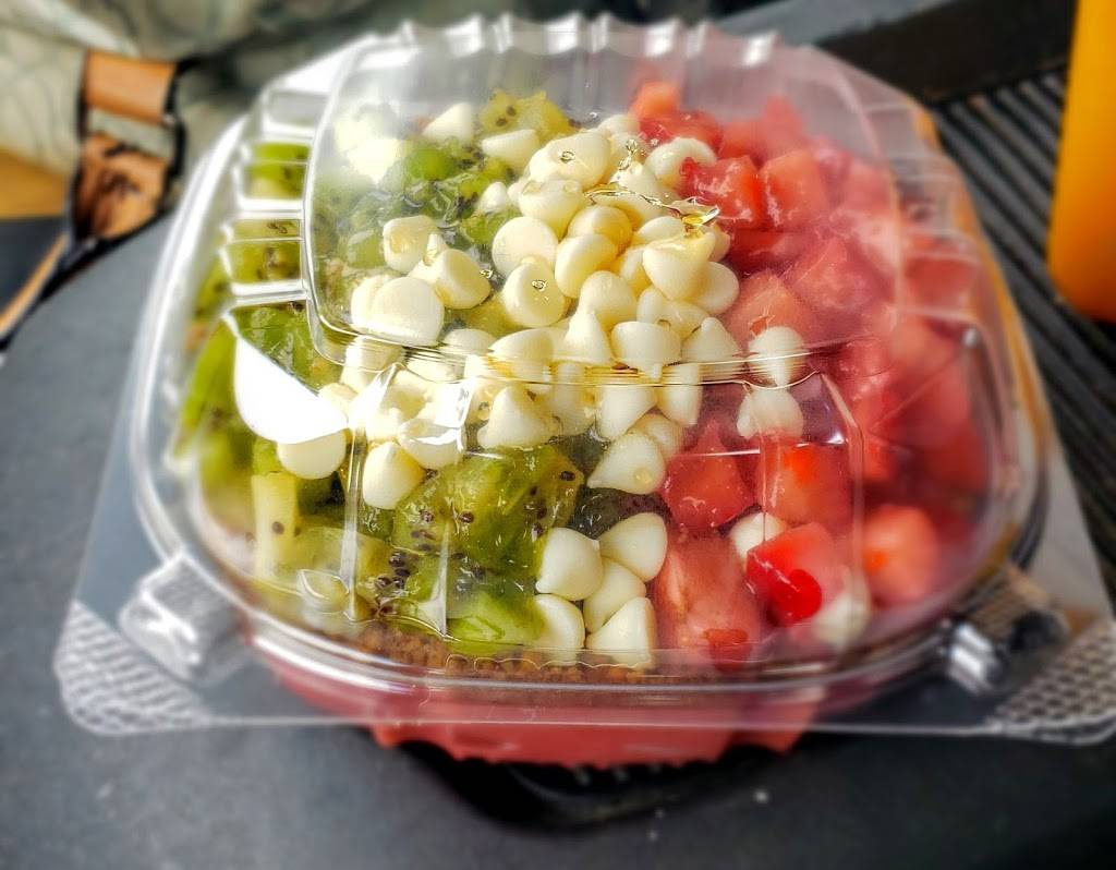 Sisters cravings Juice Bar and Grill | restaurant | 208 Cherokee St, Kingsport, TN 37660, USA | 4237650887 OR +1 423-765-0887