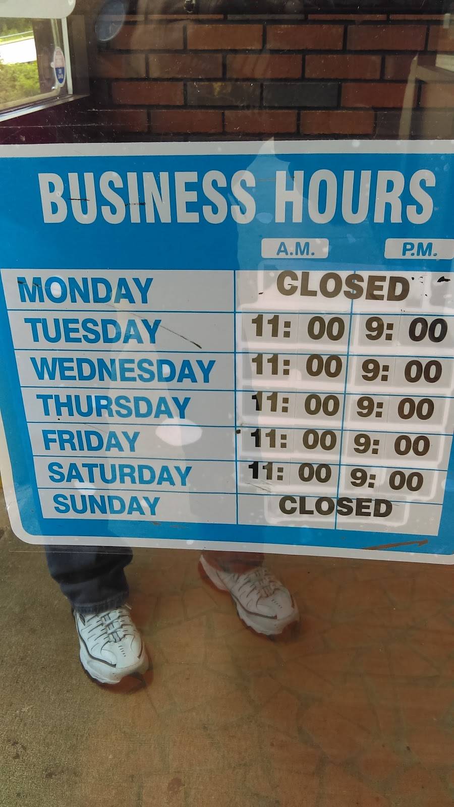 Varsity Square | restaurant | 1014 W Floyd Baker Blvd, Gaffney, SC 29341, USA | 8649020003 OR +1 864-902-0003