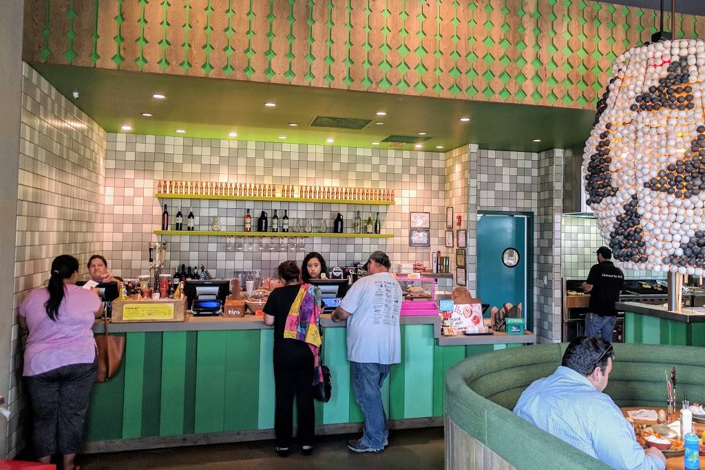 Nando’s | restaurant | 523 Oakbrook Center, Oak Brook, IL 60523, USA | 6302304348 OR +1 630-230-4348