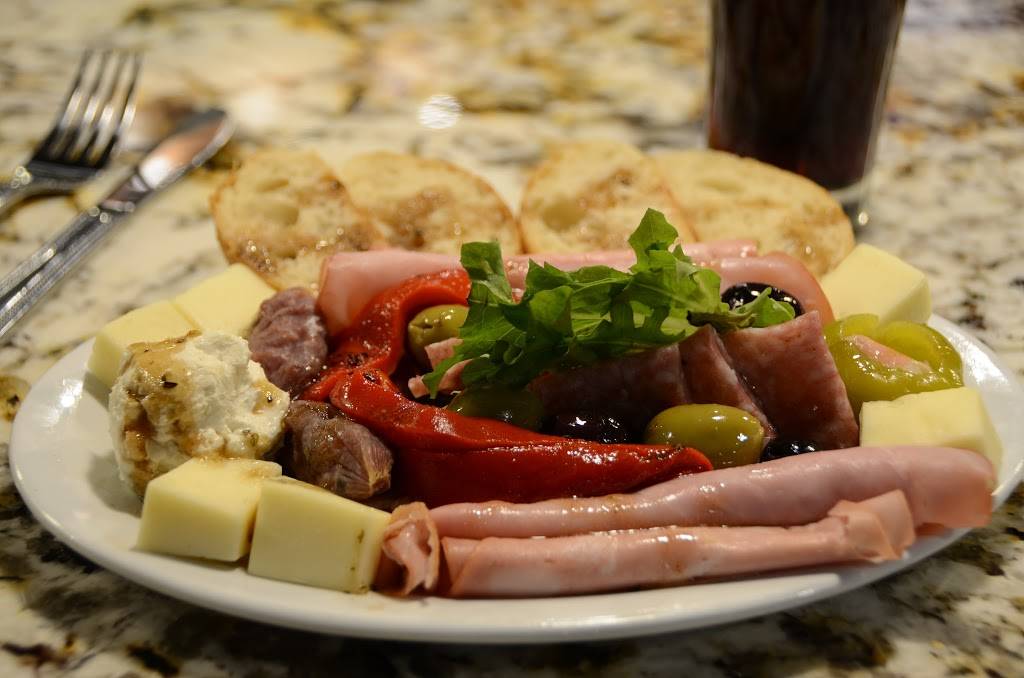 Silvios Italian Restaurant | restaurant | 104 Fairfax Ave, Louisville, KY 40207, USA | 5028836369 OR +1 502-883-6369