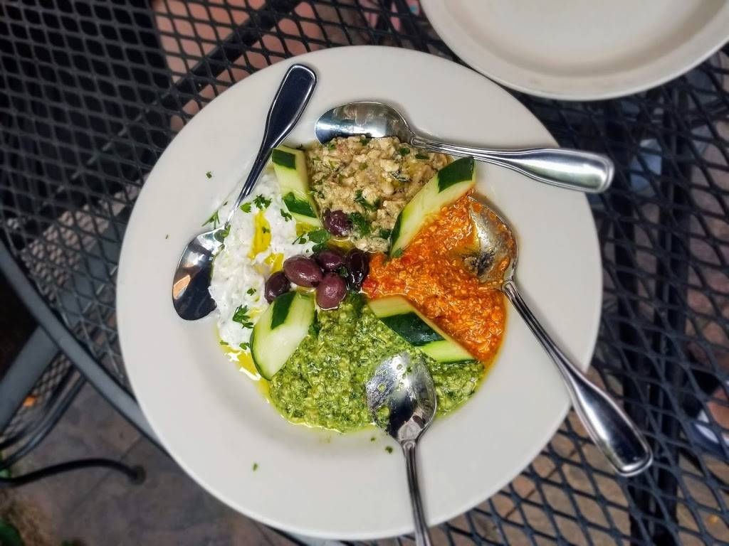 Happy Greek Restaurant and Pub | restaurant | 660 N High St, Columbus, OH 43215, USA | 6144631111 OR +1 614-463-1111