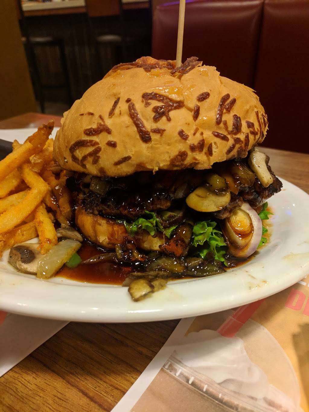 Dennys | restaurant | 3231 E 181st Ave, Hebron, IN 46341, USA | 2196961701 OR +1 219-696-1701