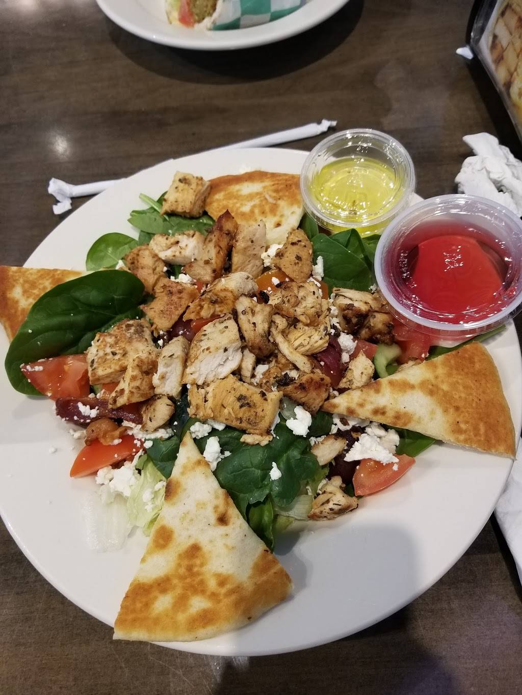 Charlies | restaurant | 1631 Toll Gate Dr, Maumee, OH 43537, USA | 4197947870 OR +1 419-794-7870