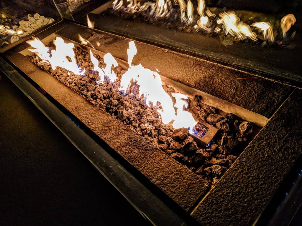 B2 Bistro + Bar | restaurant | 1250 Hooper Ave, Toms River, NJ 08753, USA | 7327972570 OR +1 732-797-2570