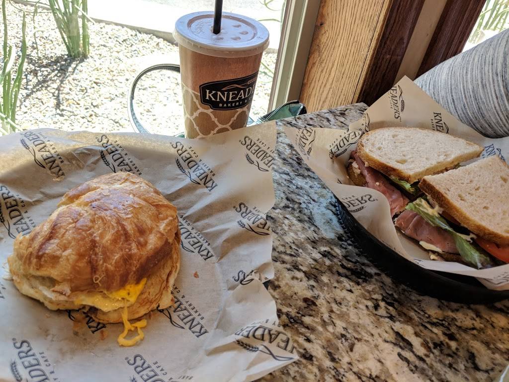 Kneaders Bakery & Cafe | bakery | 9660 N Oracle Rd, Oro Valley, AZ 85737, USA | 5203521830 OR +1 520-352-1830