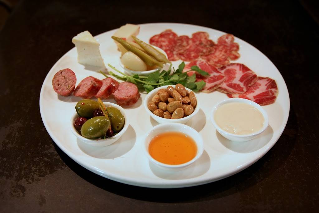 Bettola | restaurant | 2930 3rd Ave S, Birmingham, AL 35233, USA | 2057316499 OR +1 205-731-6499