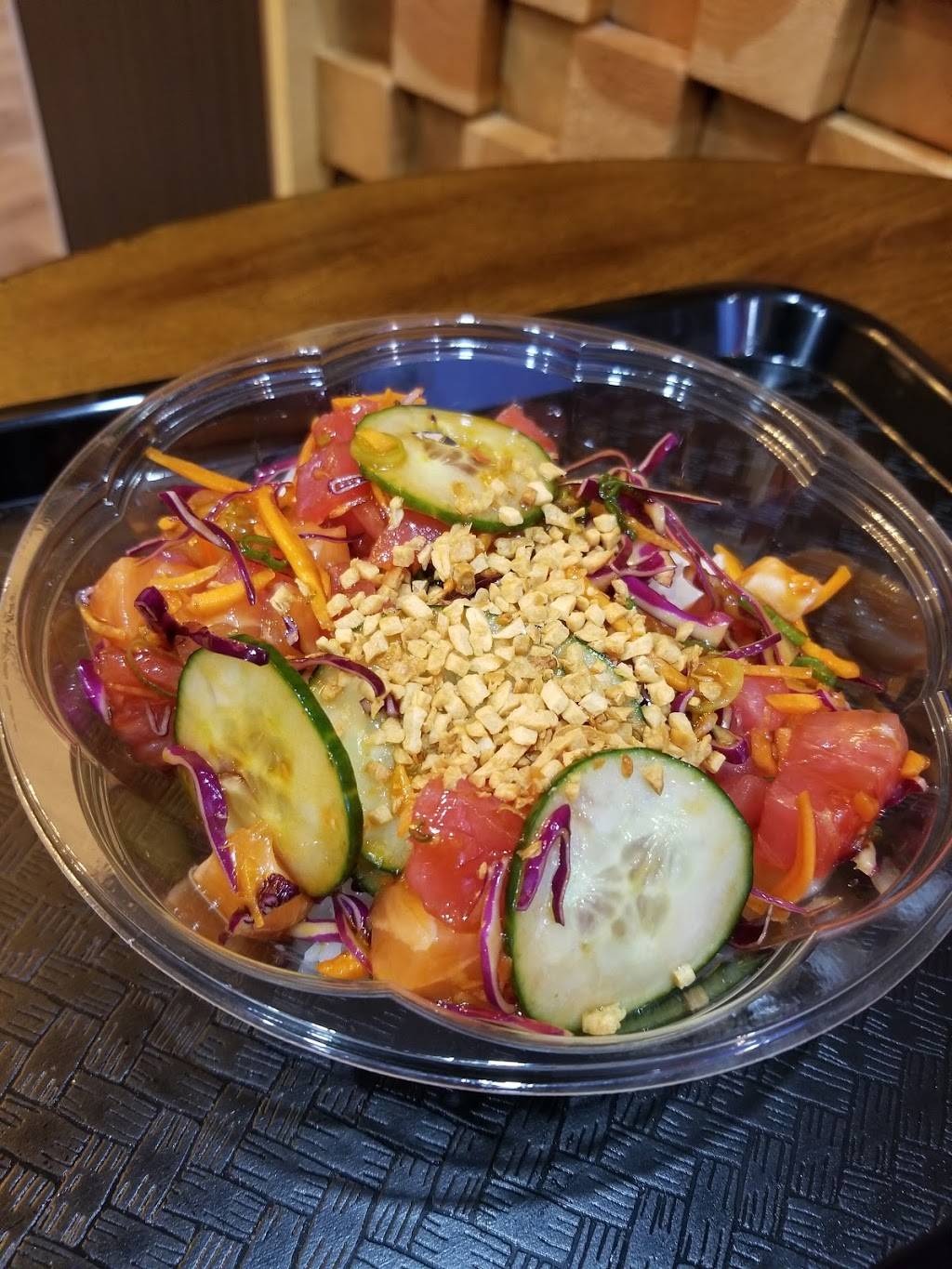 Chens Poke | restaurant | 106 Old Country Rd, Mineola, NY 11501, USA | 5168158888 OR +1 516-815-8888