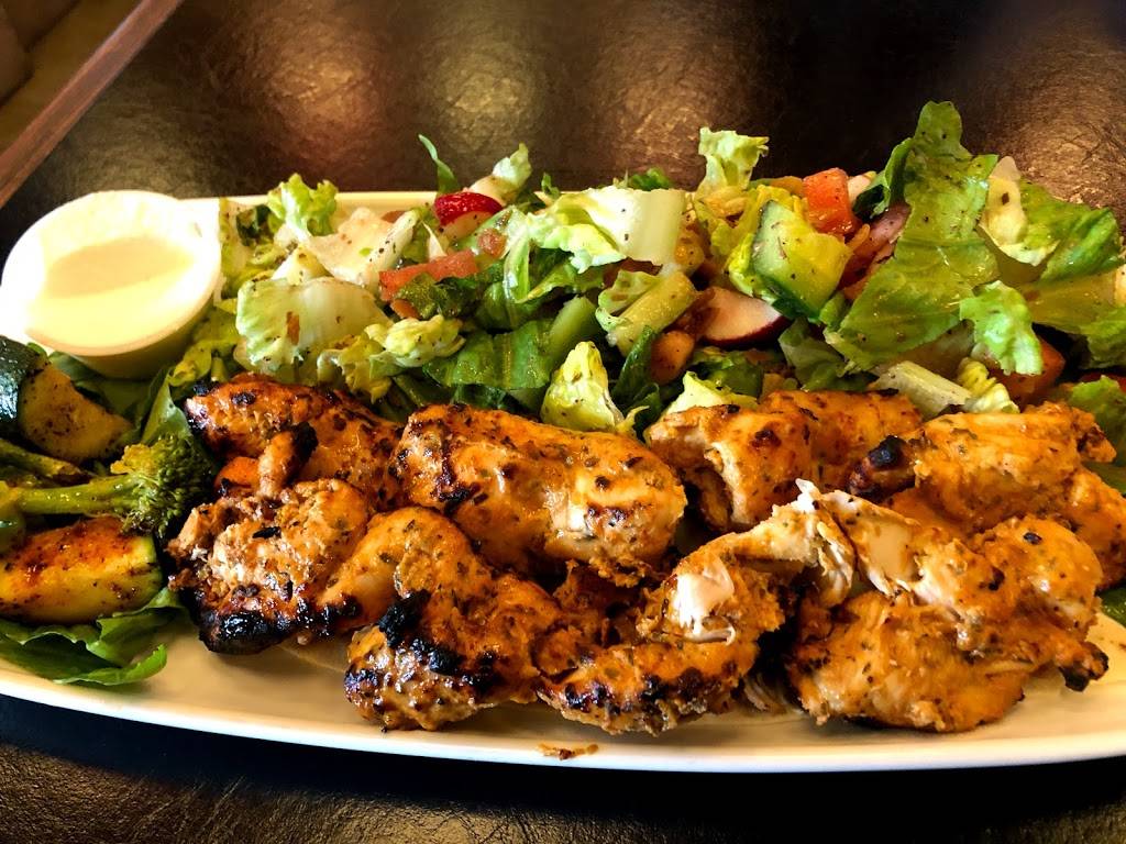 Eastern Flavours | restaurant | 4072 Walker Rd #5, Windsor, ON N8W 3T5, Canada | 5199727272 OR +1 519-972-7272