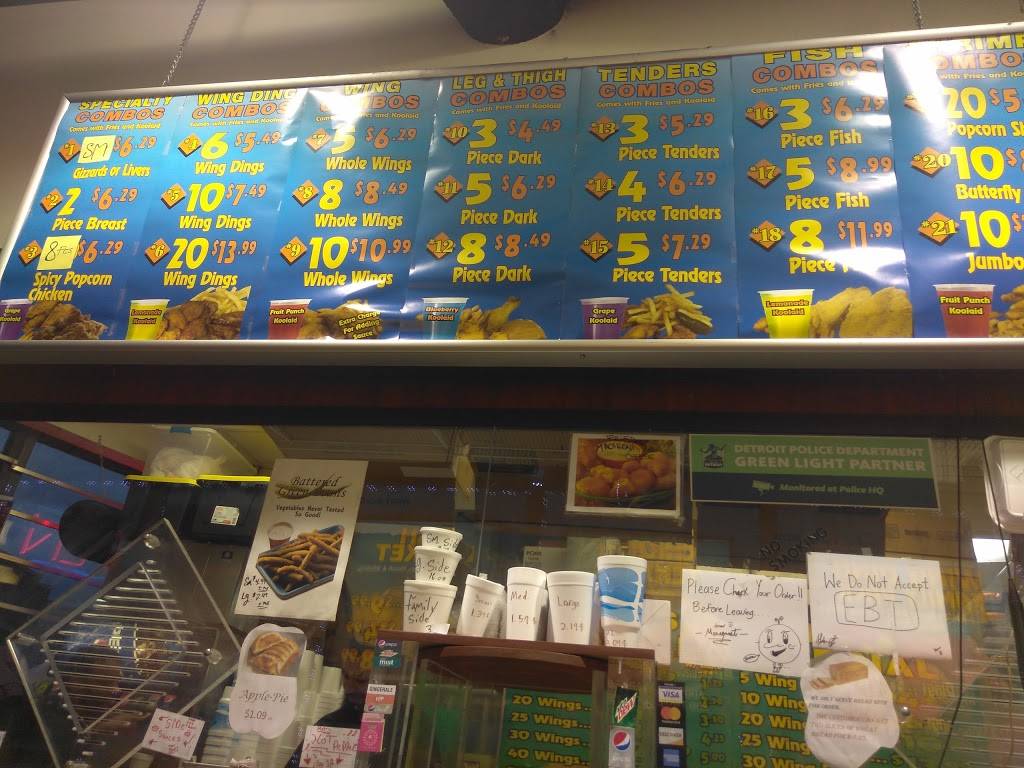 Manhattan Fish & Chicken | restaurant | 3800 Conner St, Detroit, MI 48215, USA | 3133311300 OR +1 313-331-1300