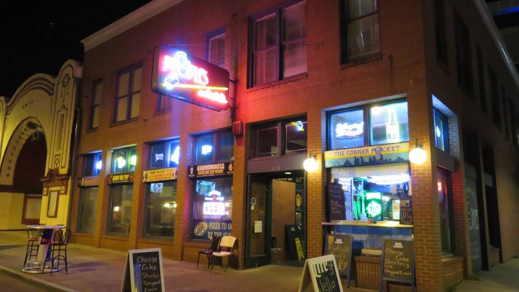 Peoples on Beale | restaurant | 323 Beale St, Memphis, TN 38103, USA | 9015237627 OR +1 901-523-7627